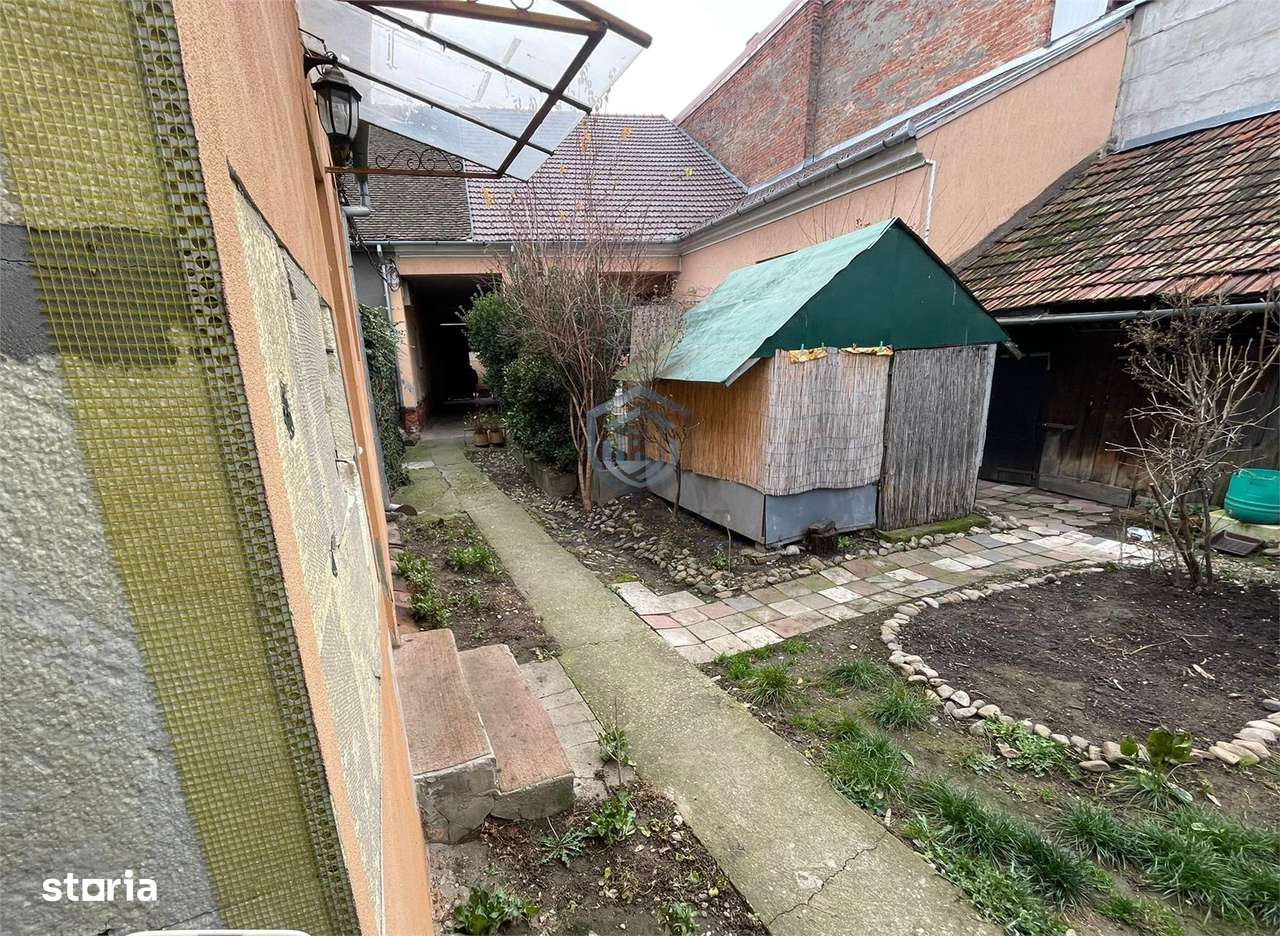 Apartament la curte comuna ULTRACENTRAL - Imagine principală: 4/4