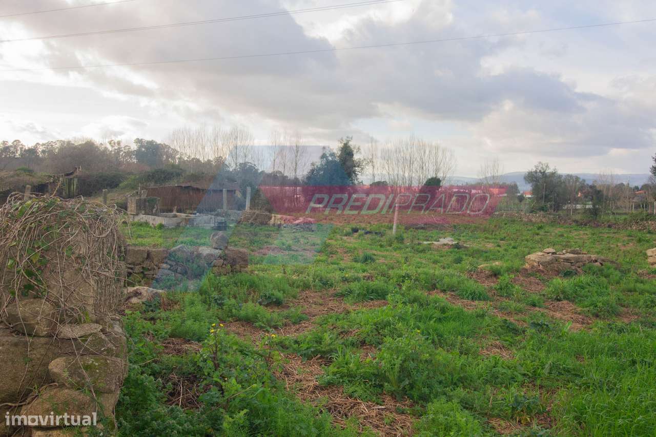 Terreno com 7000m² em Adaúfe-11