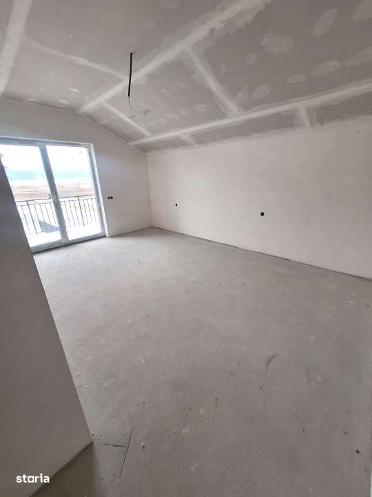 De vanzare in Selimbar apartament 2 camere etaj 1-6