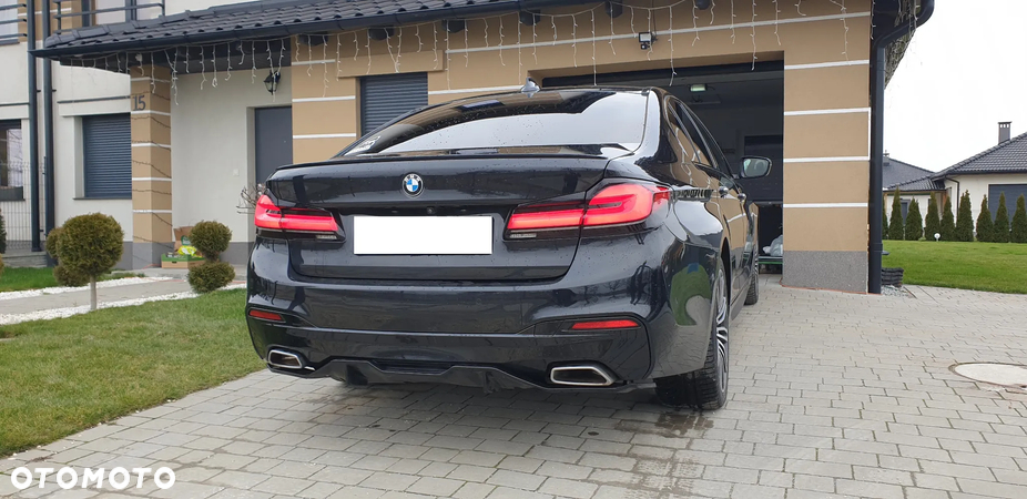 BMW Seria 5 520d xDrive - 7