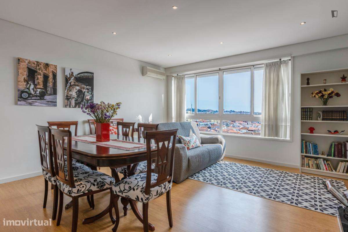 Apartamento com 3 quartos - localizado em Santo Ildefonso Porto - Grande imagem: 5/6