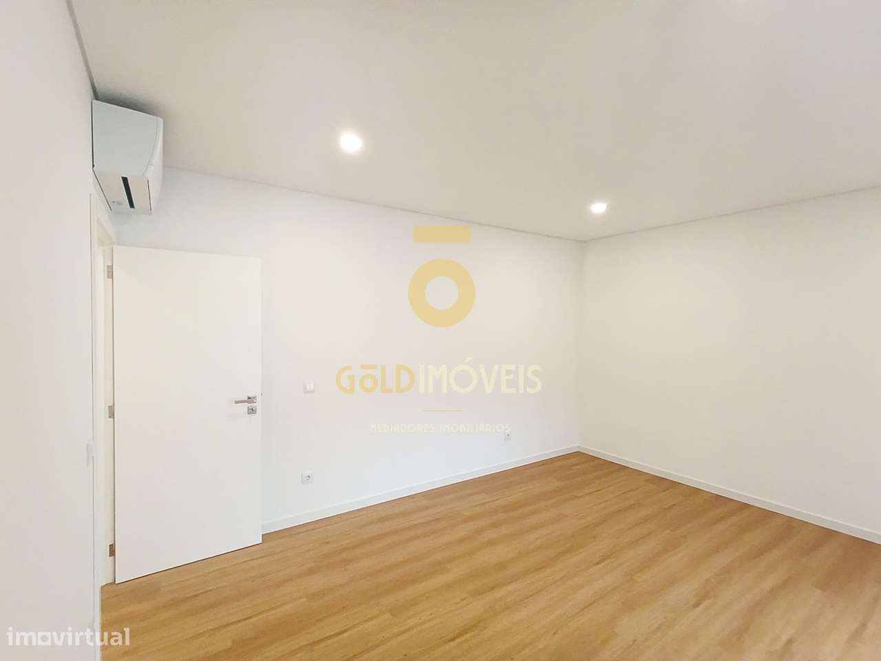 Moradia Geminada T3 Venda em Recezinhos (São Mamede),Penafiel-32