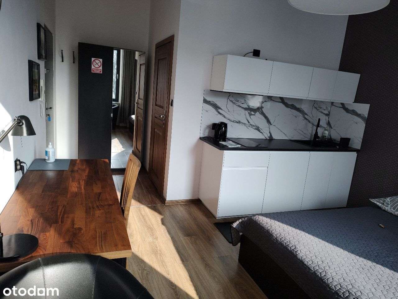 Nowa kawalerka w pełni wyposażona, parking, klima. - Pełny obrazek: 1/7