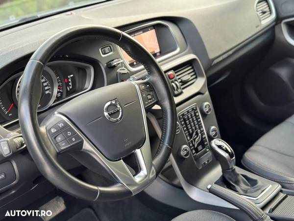 Volvo V40 Cross Country D2 Geartronic - 19