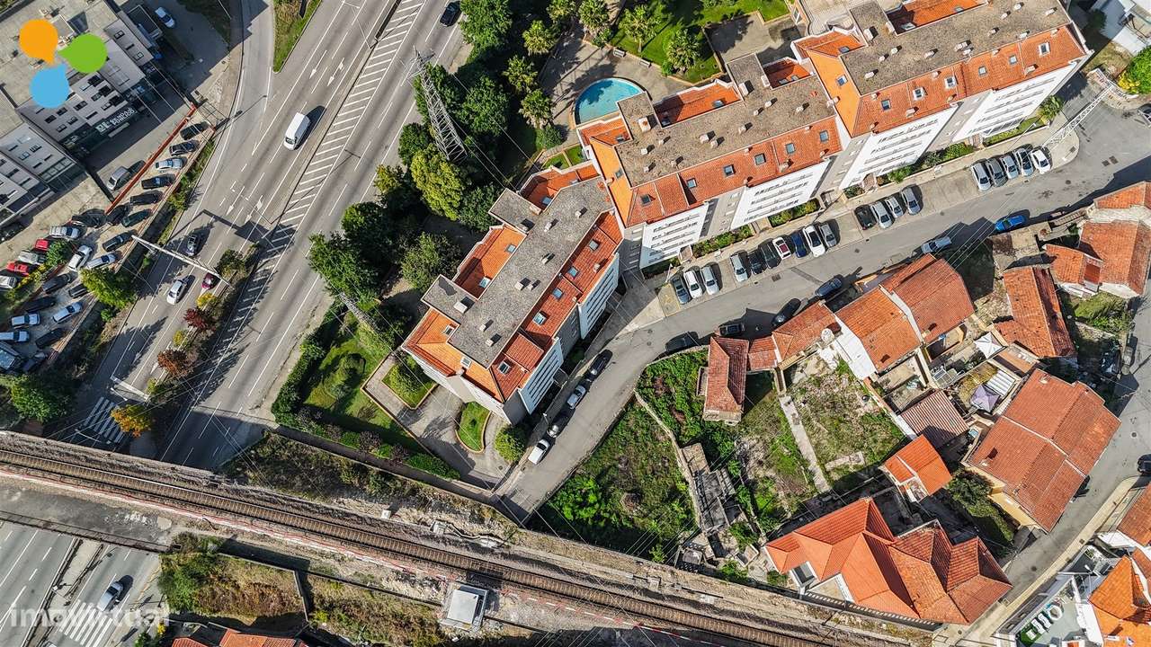 Moradia em Pedra para Recuperar com 630 m² de Terreno – Rio Tinto-24