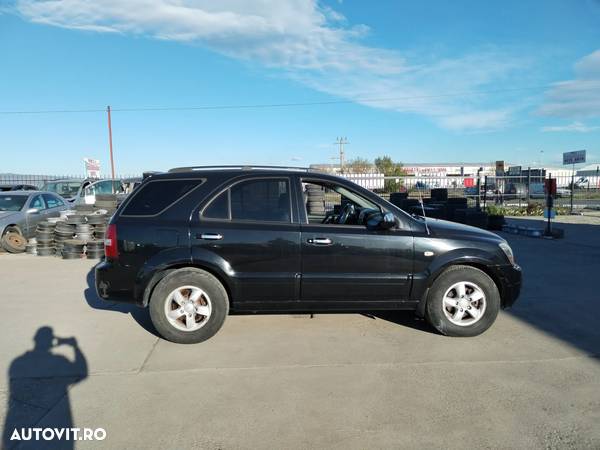 Dezmembram Kia Sorento EX - 4