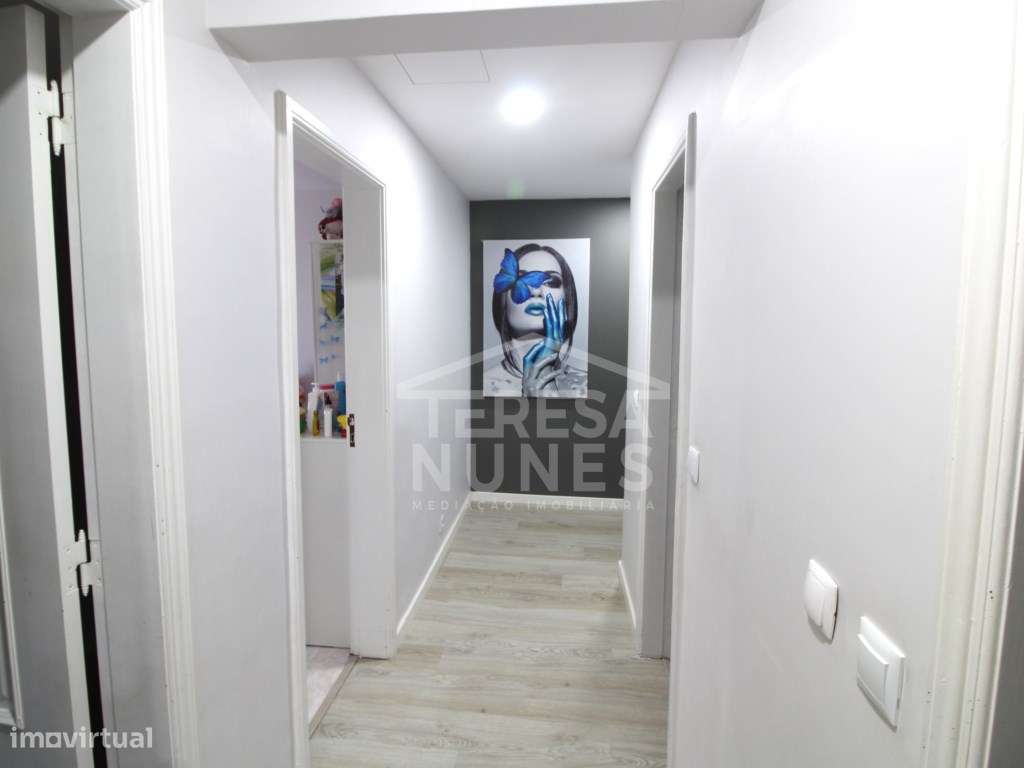 APARTAMENTO T4 - BARREIRO /CIDADE SOL-12