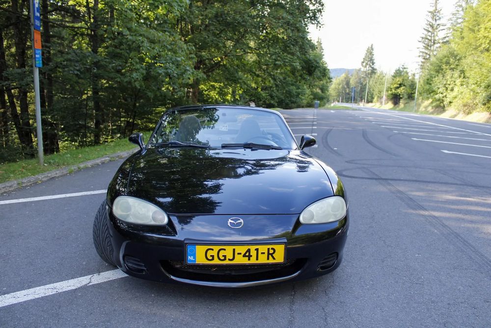 Mazda MX-5 (Miata) II [1998 - 2005] 1.6i 16V Unplugged 2004