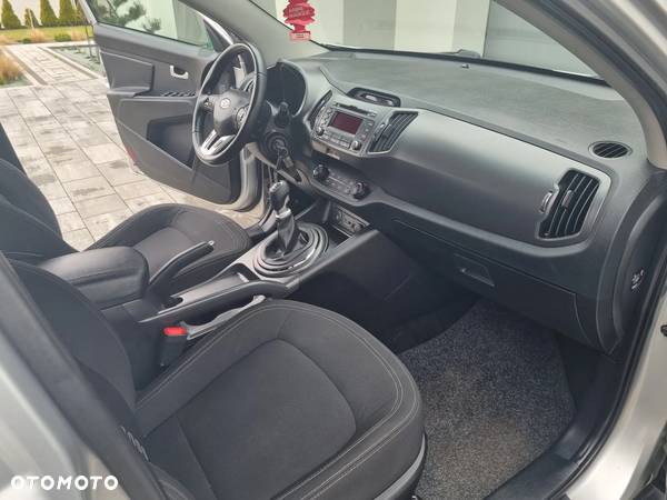 Kia Sportage 2.0 CRDI S - 8