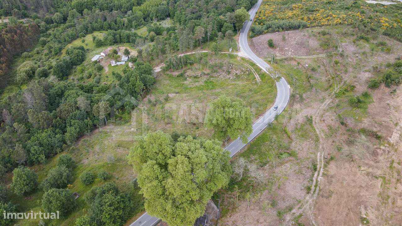 Terreno Industrial em Fragosela - Grande imagem: 4/12