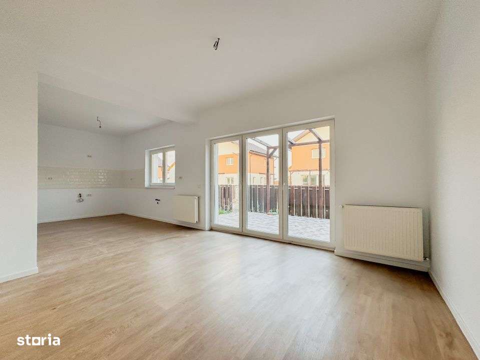 OFERTĂ! Vila duplex, Sabareni, 4 camere, 250 mp teren, 116.490€ T-2