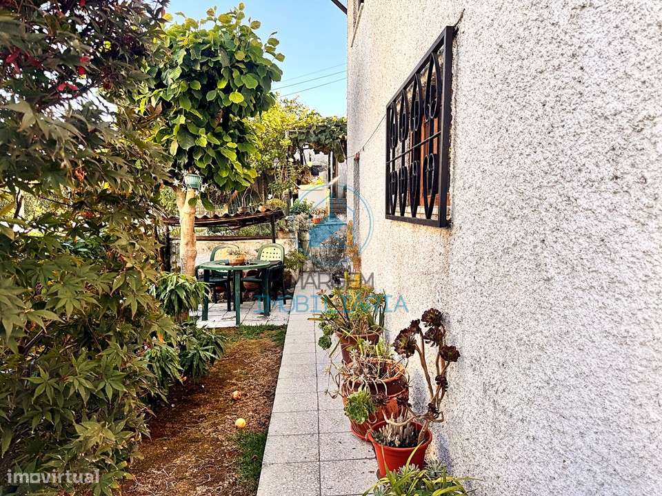 Moradia T3 com jardim e terreno | Lousado-11