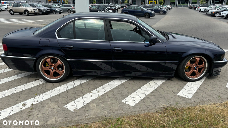 BMW Seria 7 - 7