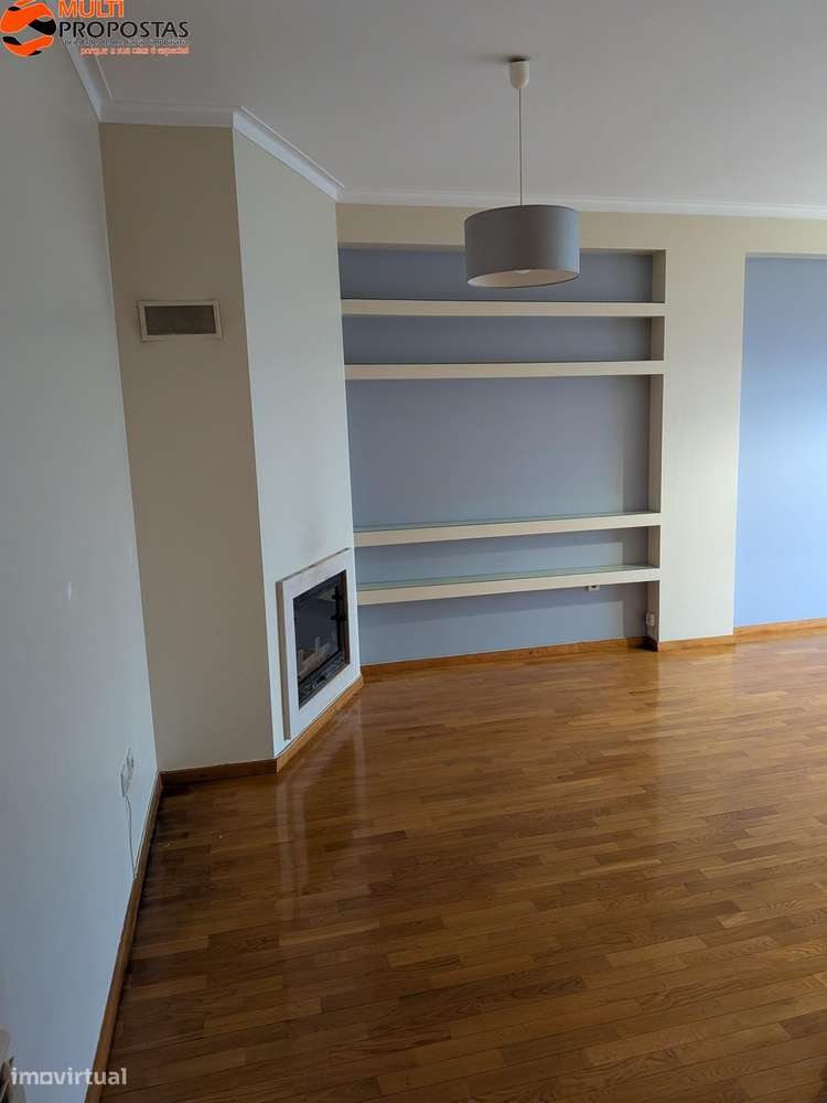 T2 C/ TERRAÇO - S. VICENTE (D.DIOGO)-9