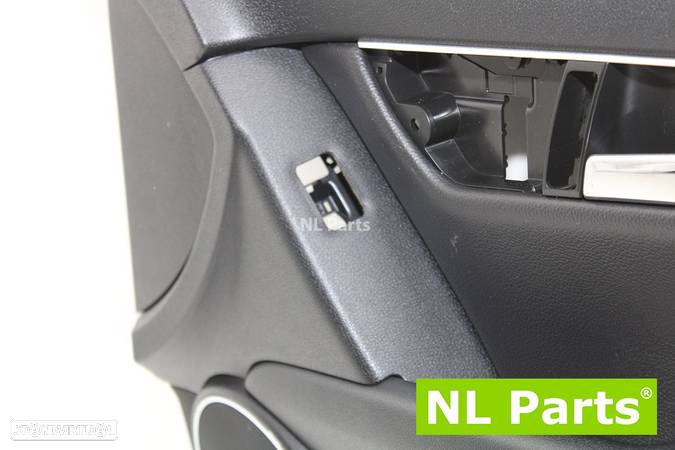 Revestimento da porta Mercedes Classe C W204 A2045402410 - 5