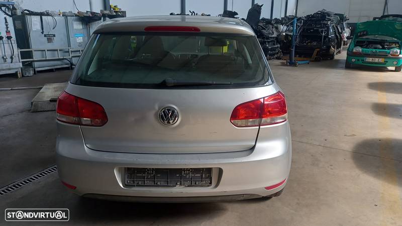 VW Golf VI 1.6 de 2009 para peças - 2