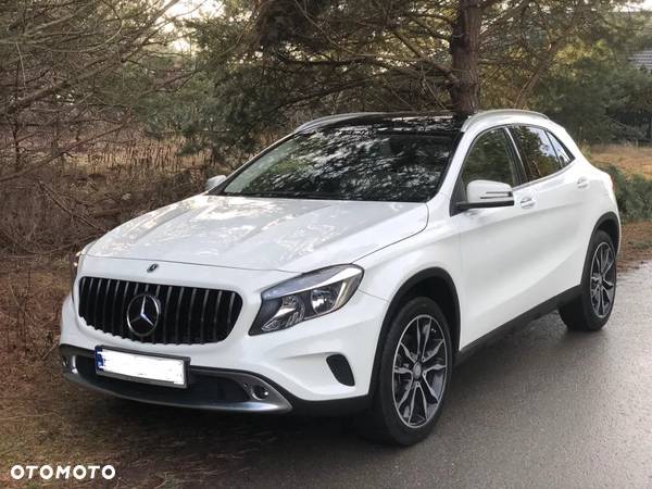 Mercedes-Benz GLA 250 7G-DCT - 1