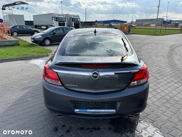 Opel Insignia 2.0 T Cosmo - 11