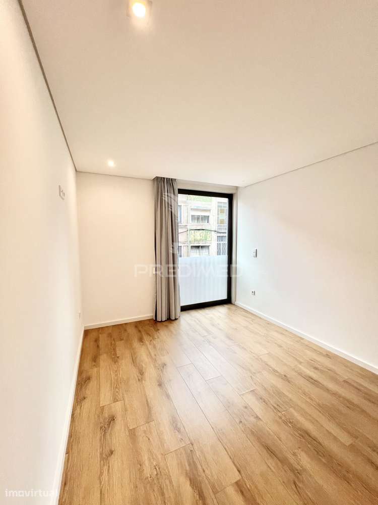 Apartamento T2 novo ao nível do R/C (elevado) na Azenha, Paranhos (... - Grande imagem: 4/18