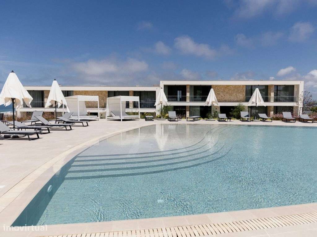 Apartamento T3 com Vista Mar e Lagoa de Óbidos-0