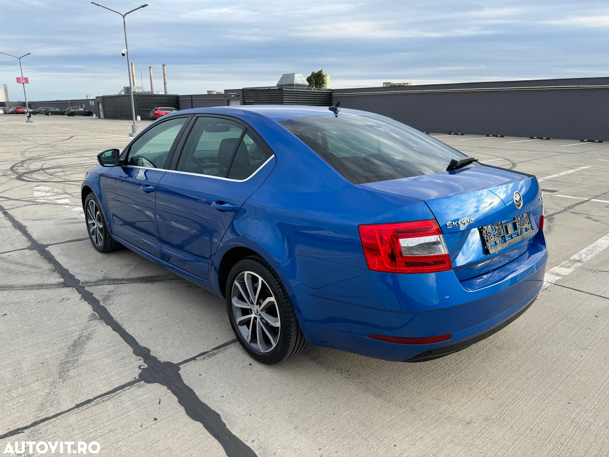 Skoda Octavia 1.6 TDI DSG Ambition - 12