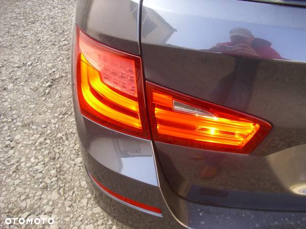 BMW Seria 5 530d Touring - 39