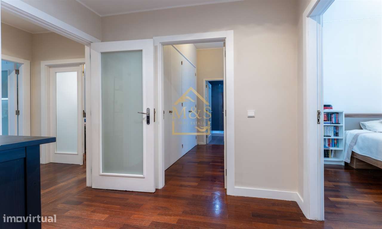 Apartamento T4, Varanda, a 600Mts da Praia, Metro - Matosinhos Sul-11