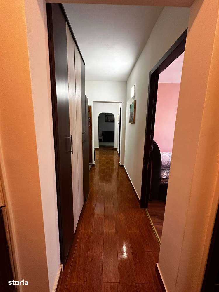 Apartament 4 camere de vanzare - Crangasi / Militari, vis-a-vis de Complex Crangasi