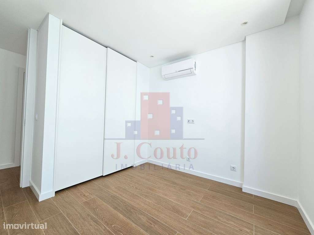 Apartamento T2 Novo com Vista para a Baía de São Martinho do Porto-14