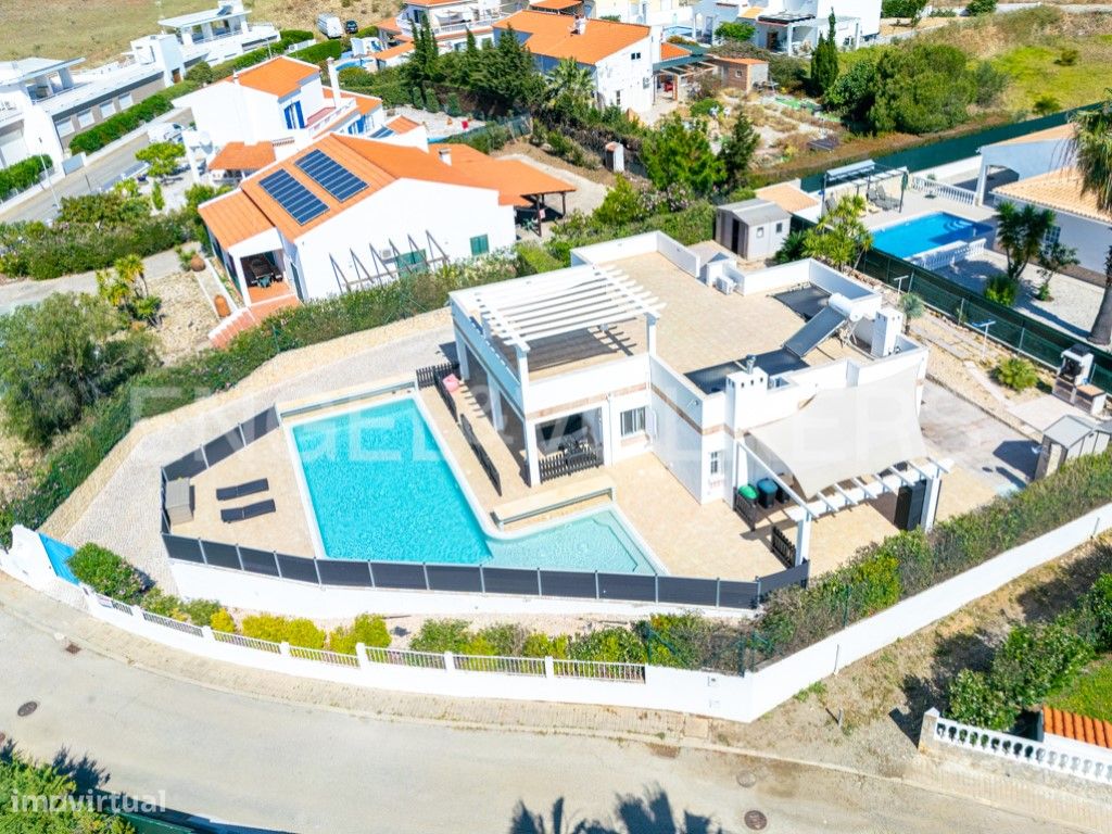 Moradia Térrea com Piscina e Vista Campo em Castro Marim - Grande imagem: 1/27