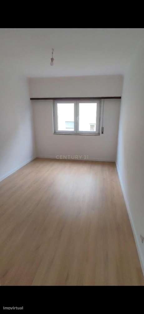 Moderno Apartamento T1 em Venteira, Amadora-6