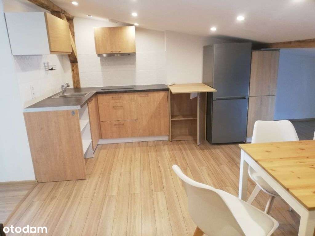 Stylowe 2 pokoje z klimatyzacją w sercu Katowic - Pełny obrazek: 3/8