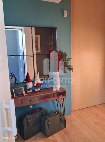 Moradia T4+1 com 4 Suítes e Acabamentos de Luxo - Grande imagem: 2/60