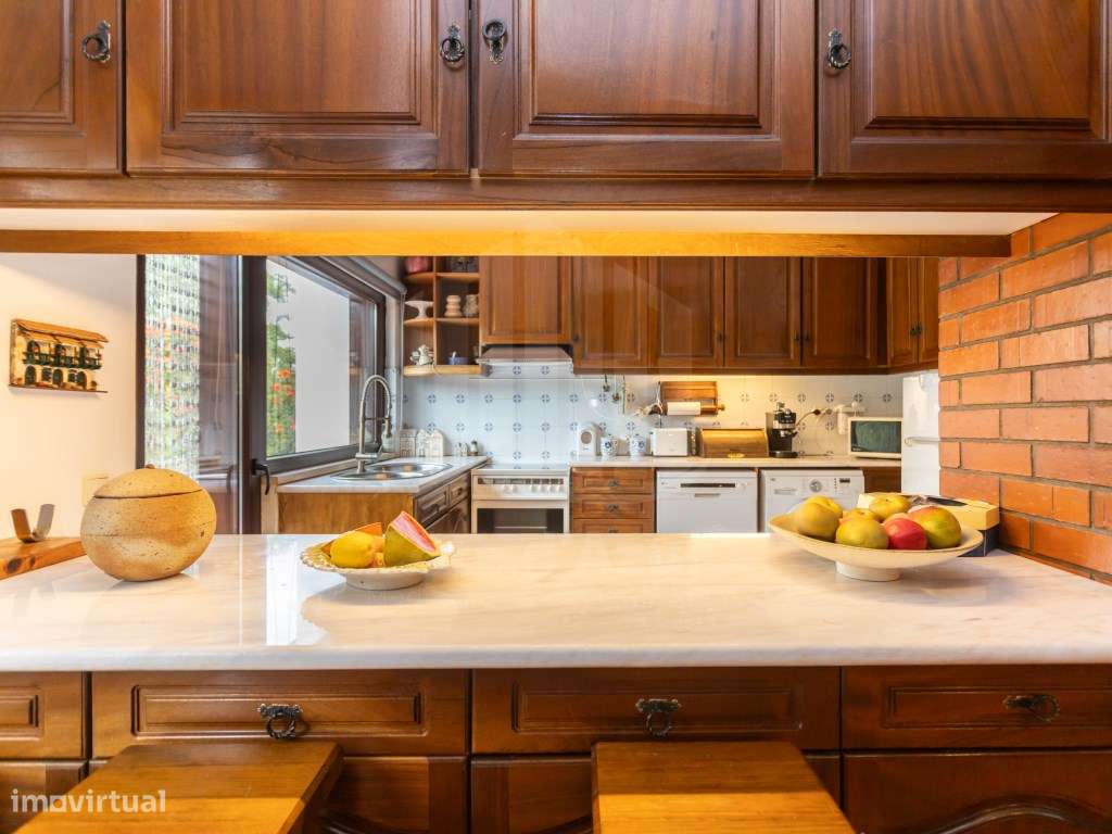 Moradia T4 em Alto das Vinhas-27