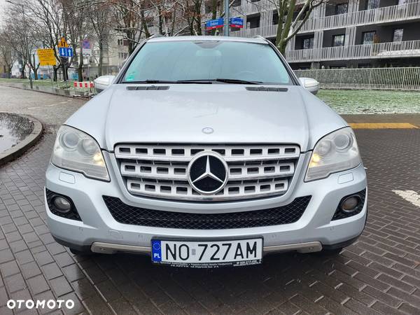 Mercedes-Benz ML 350 BlueTec 4-Matic - 2