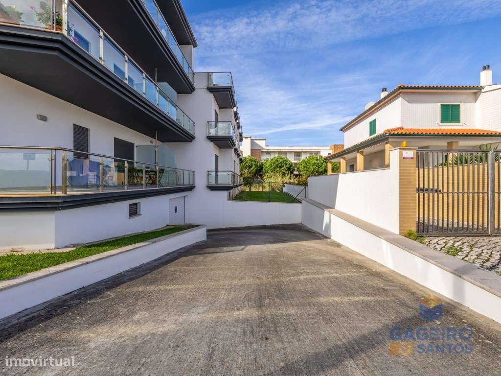 Espaçoso apartamento T3 com terraço privativo - São Martinho do Porto-42