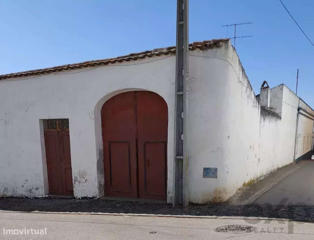 MORADIA T4 ALENTEJANA COM GARAGEM, AMPLO TERRACO, QUINTAL, EM BERINGEL - Grande imagem: 3/13