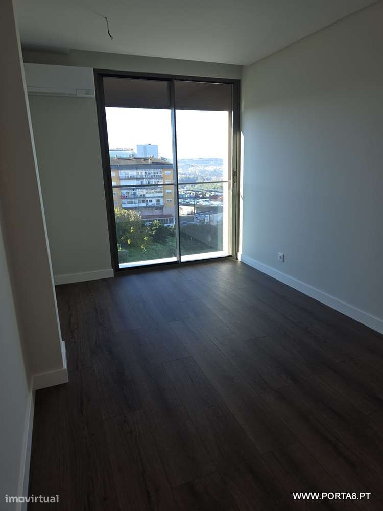 T2 NOVO COM GARAGEM - LEIRIA-10