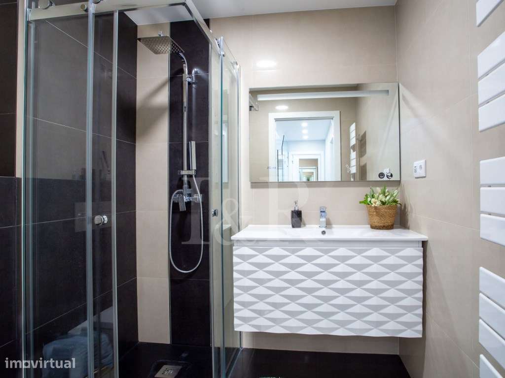 Apartamento T4 duplex com terraço e garagem no Montijo-26