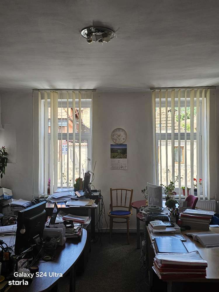 Corp de casa zona centrala,strada LUNGĂ!-6