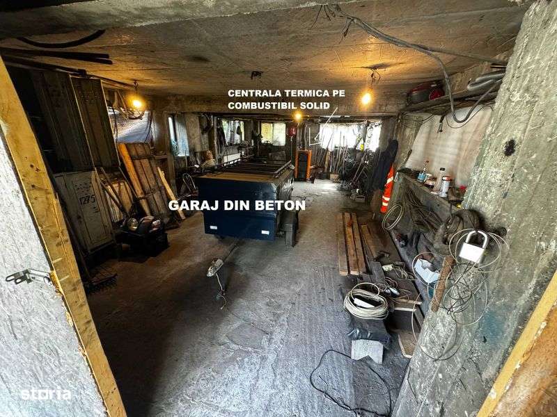 Casa cu garaj, anexe si gardina suprafata totala 1.017 mp - Imagine principală: 5/8