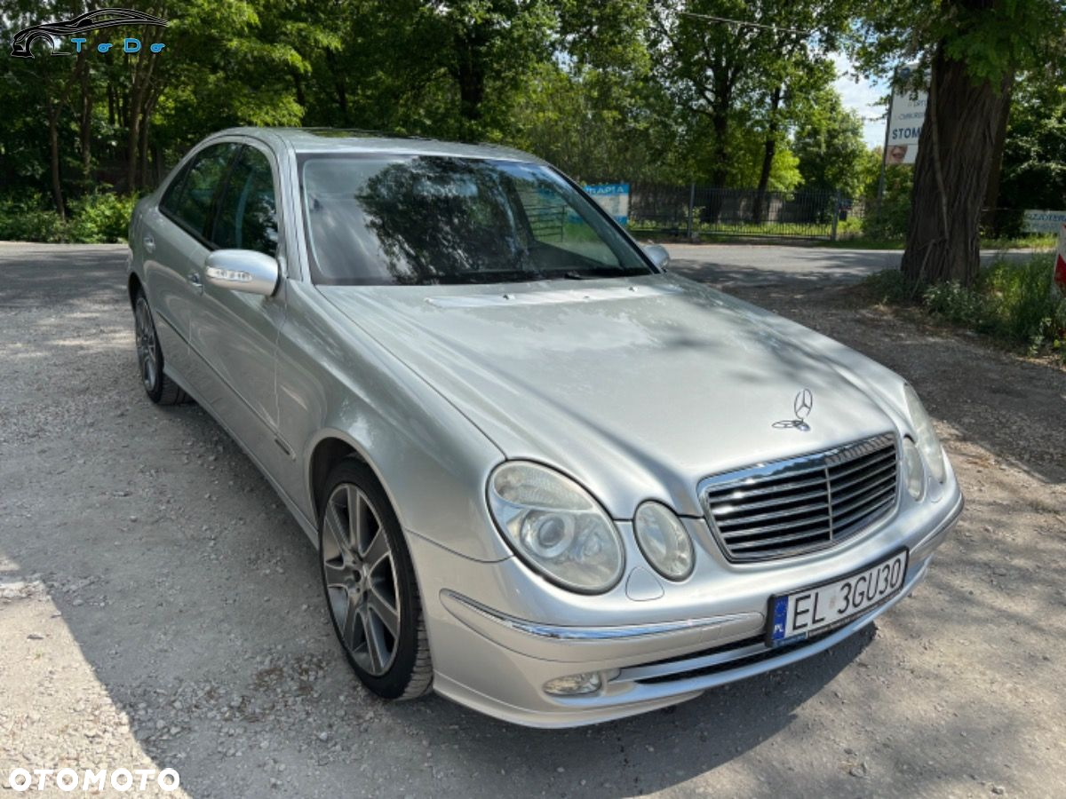 Mercedes-Benz Klasa E 320 4-Matic Avantgarde - 9