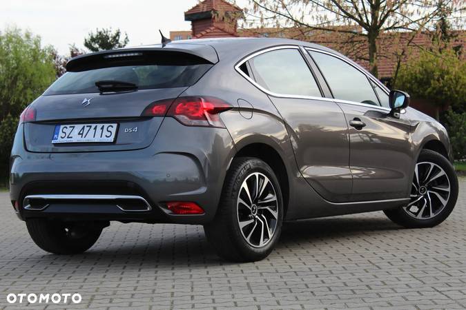 DS Automobiles DS 4 - 12