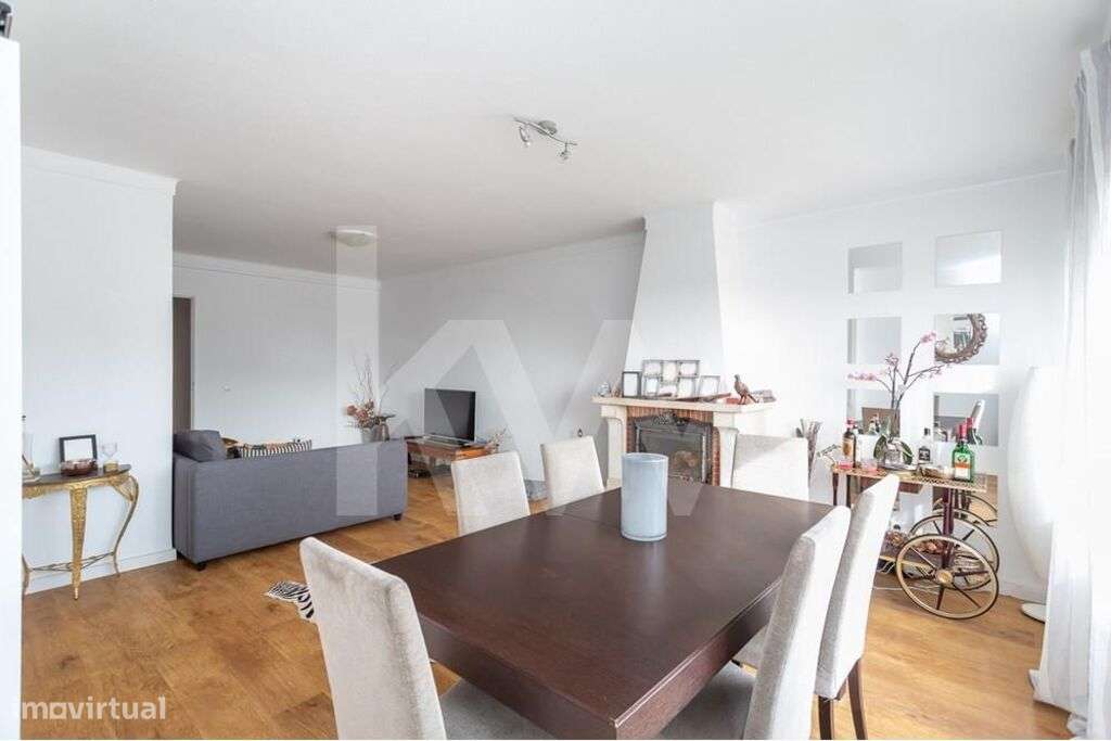 Oeiras | Moradia T4 geminada com terraço e jardim - Grande imagem: 5/47