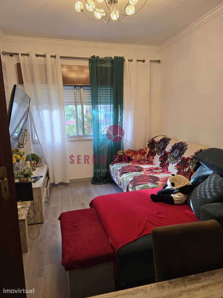 Apartamento T2 no centro de Mem Martins - Grande imagem: 2/23