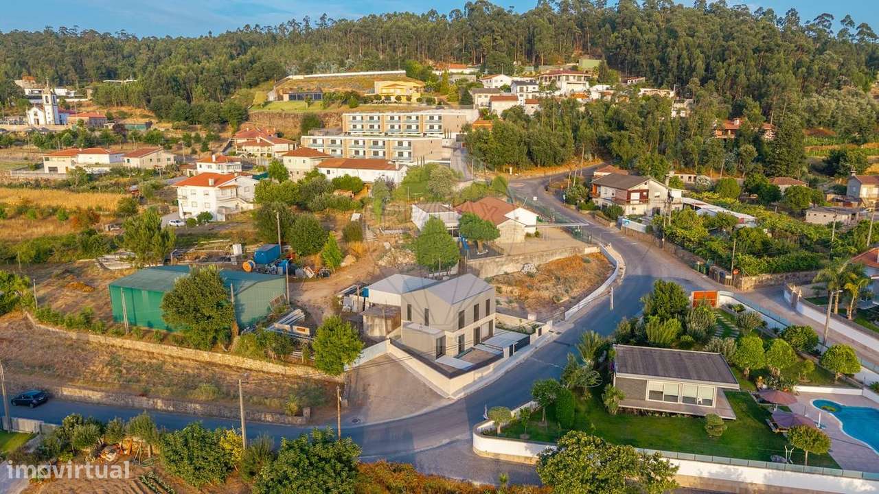 Moradia T3 Única em Airó, Barcelos-28