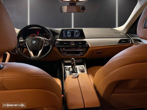 BMW 518 d Line Luxury Auto - 6