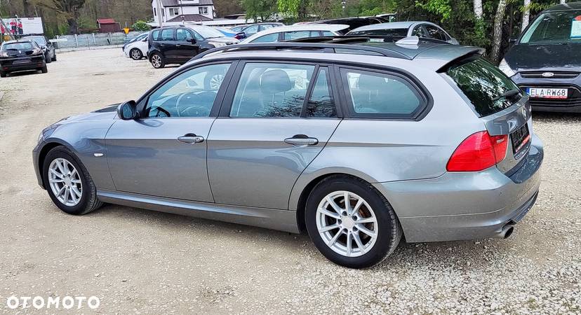 BMW Seria 3 320i Touring Edition Exclusive - 15