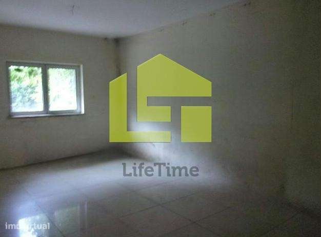 Moradia T4 em Castro Daire - Grande imagem: 4/6