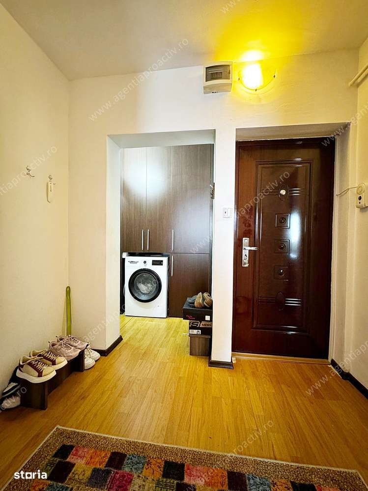 Apartament de vânzare, 2 camere decomandat, Mazepa 2, Galați.-5